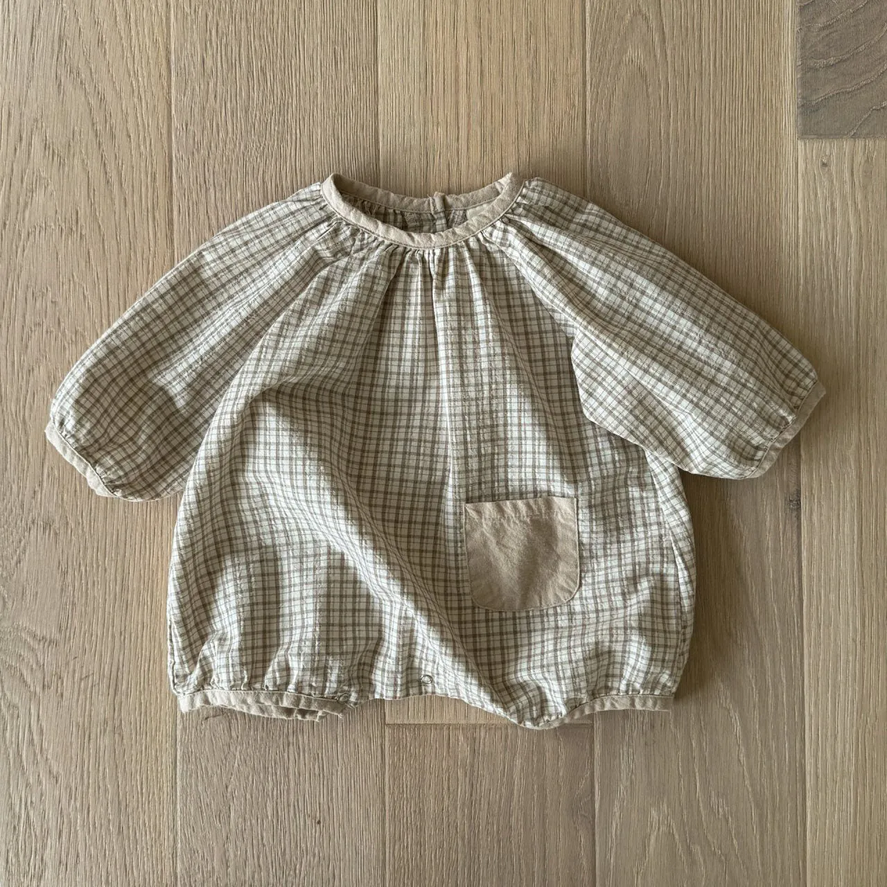 Baby Long Sleeve Pocket Plaid Romper (3-18m) - 2 Colors