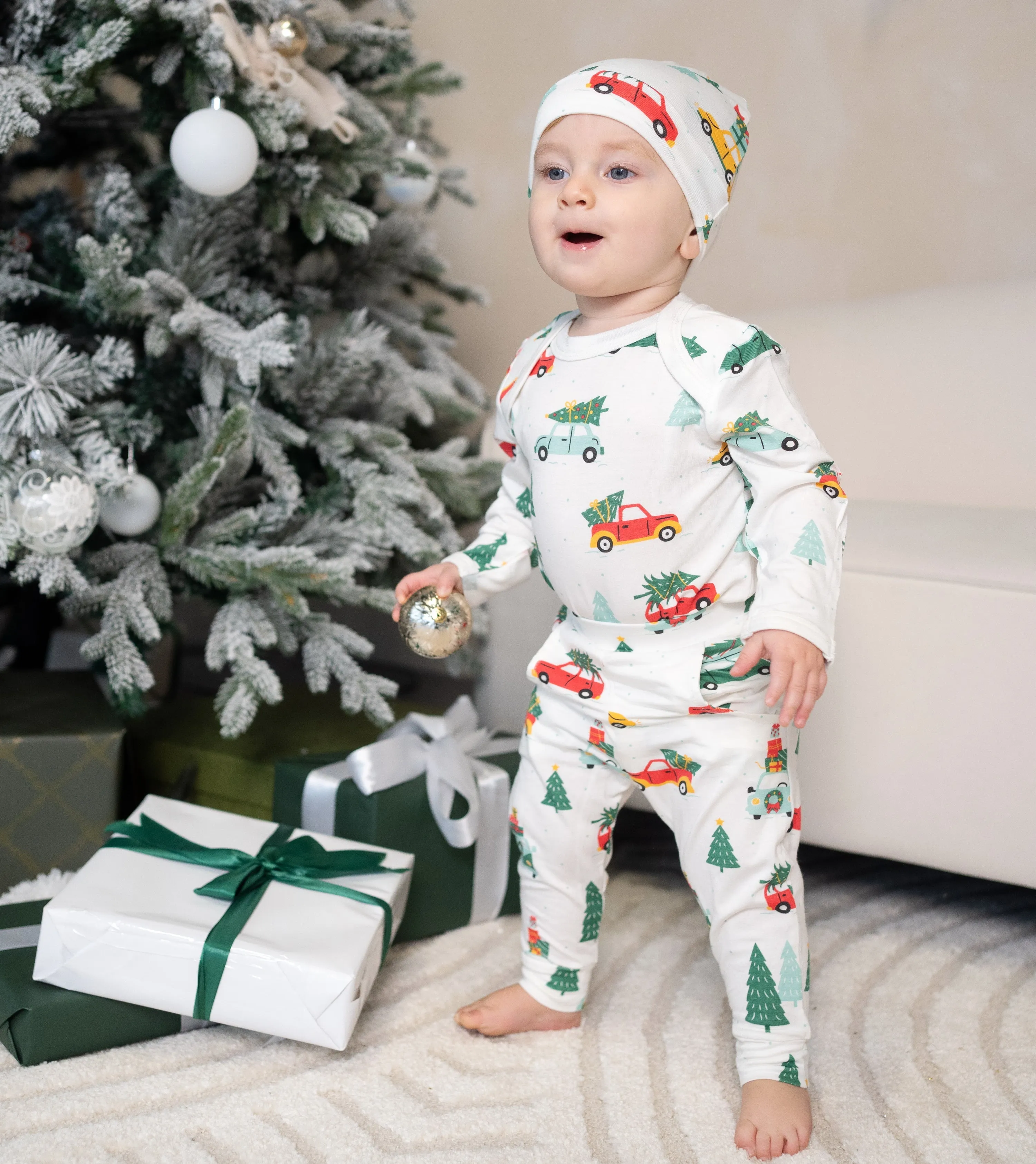 Bamboo Long Sleeve Onesie (Jolly Christmas Cars Print)