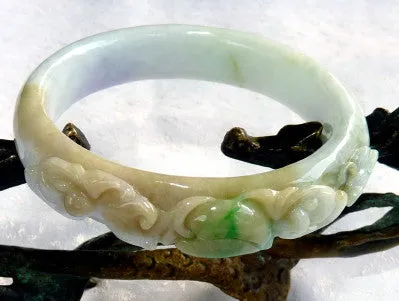 Bat Cherishes Fruit and Flowers Burmese Jadeite Vintage Bangle Bracelet 55 mm (BB2975)