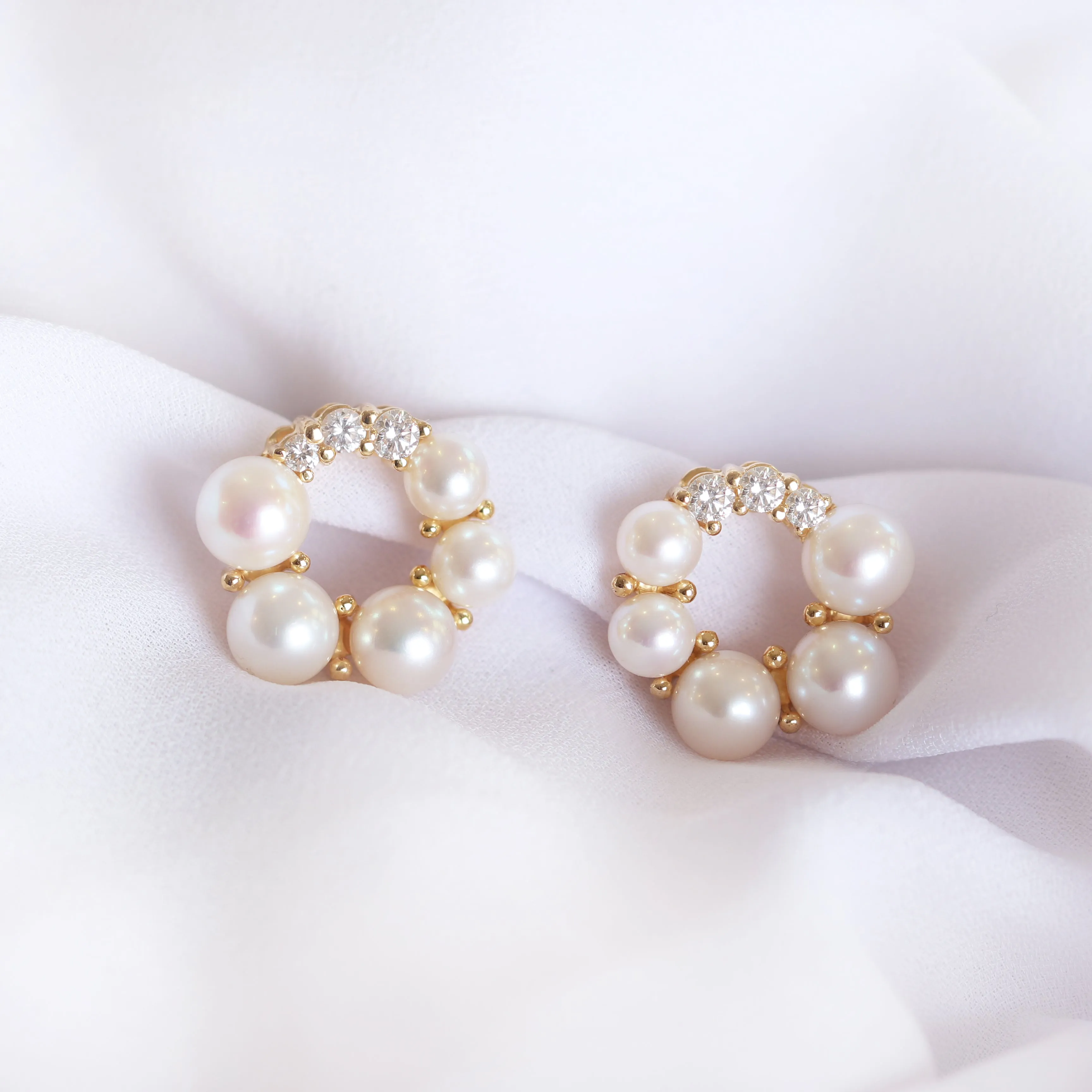 custom pearls & diamonds earring