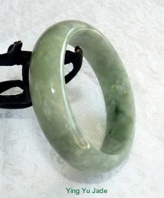 Good Earth  Varied Green Cuff Style Jadeite Bangle 57mm  Fits Like 55mm 56mm (BB2723)