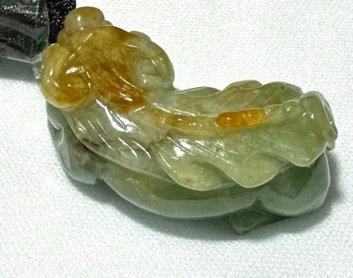 Hong Burmese Jadeite Ox Pendant (BJP916)