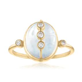 MOONSTONE RING WITH DIAMONDS