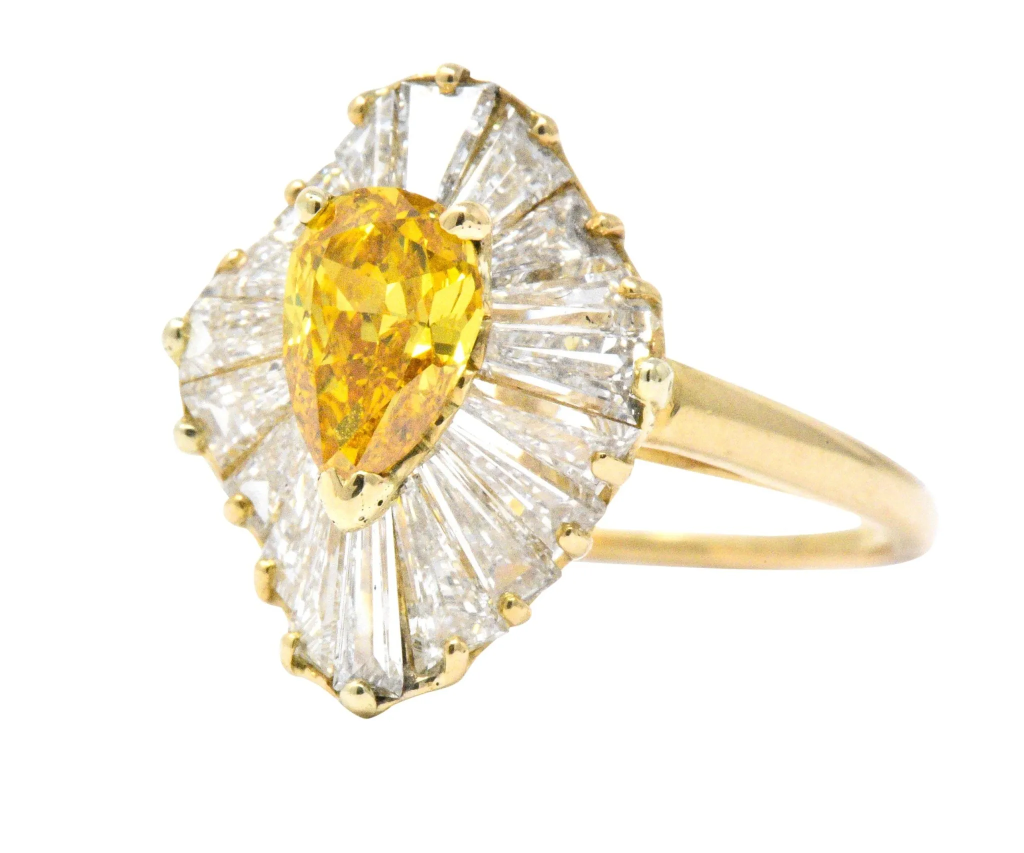 OSCAR HEYMAN 2.74 CTW Fancy Yellow Diamond 18 Karat Gold Ballerina Halo Ring GIA