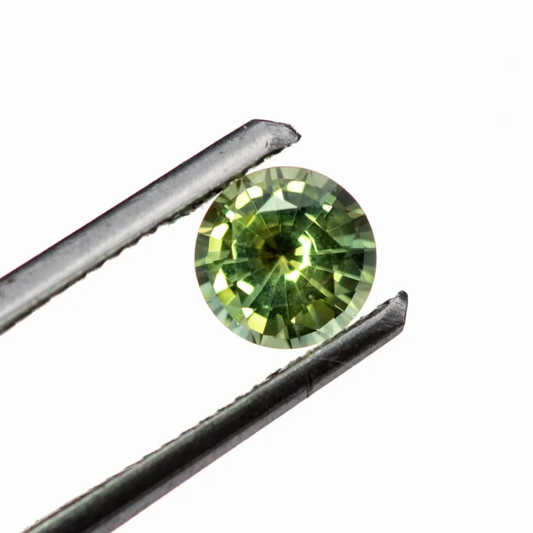 Round Green 5.4mm/0.74ct Madagascar Sapphire M1 Untreated Loose Gemstone