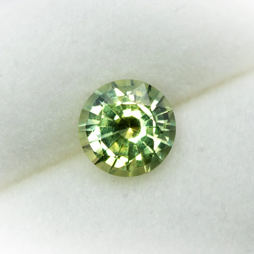 Round Green 5.4mm/0.74ct Madagascar Sapphire M1 Untreated Loose Gemstone