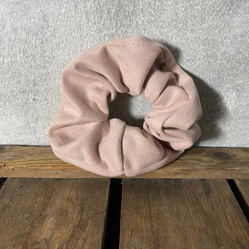 Scrunchie suede