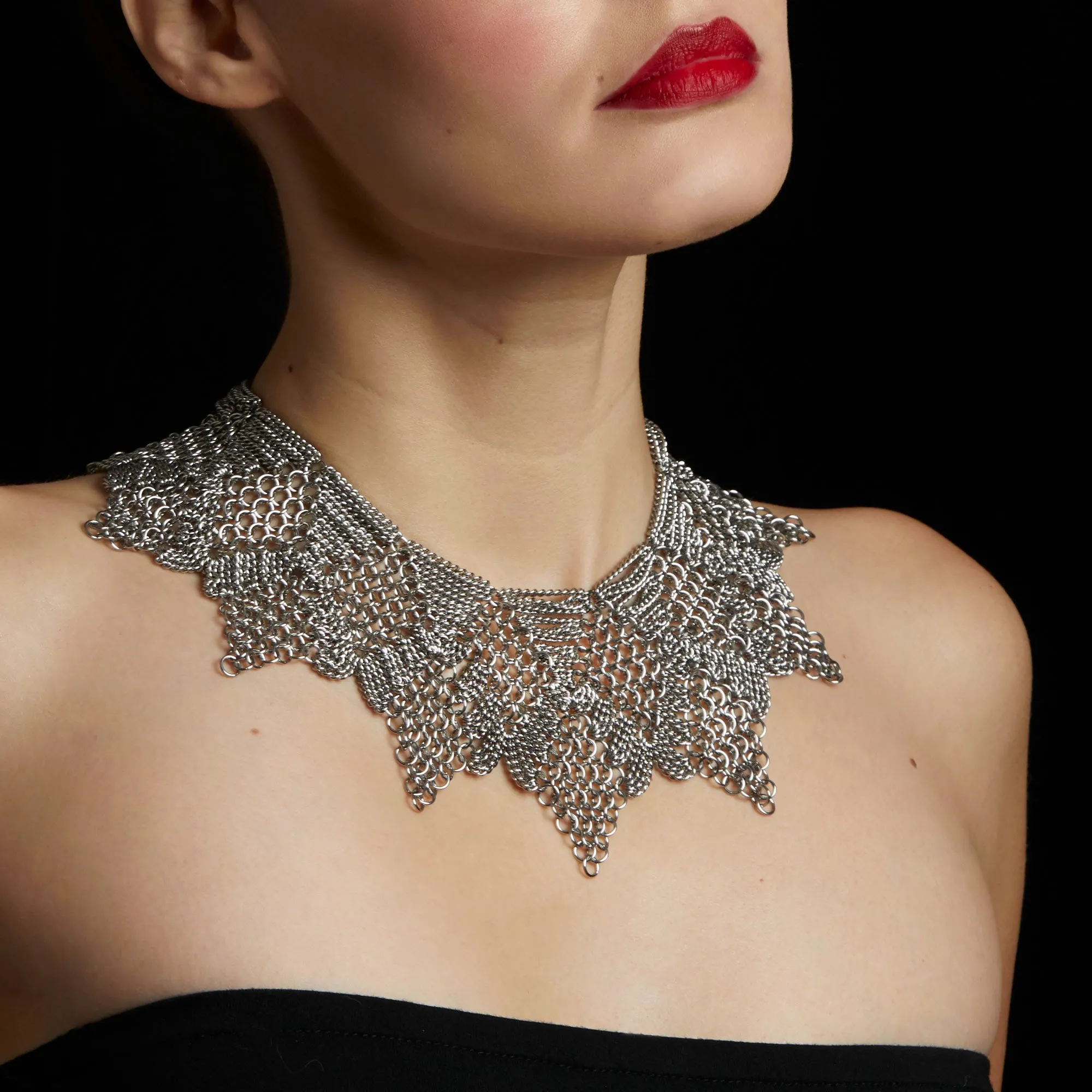 SLINKY Chainmaille Diamonds Collar