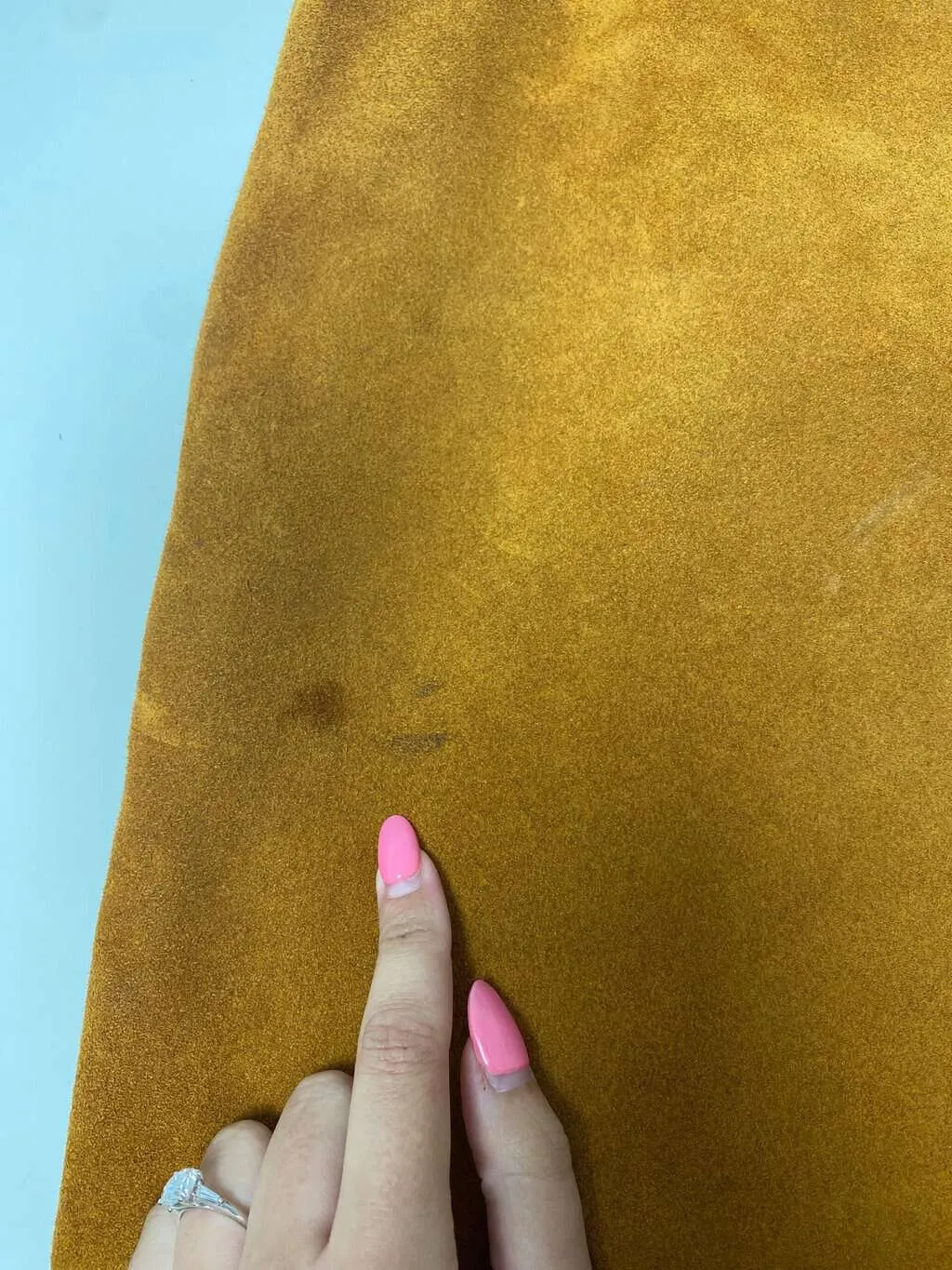 Vintage 60s mustard yellow suede miniskirt – Medium